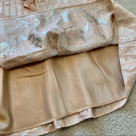 NWT BCBG MAX AZRIA Dana Paper Bag Waist Metallic Skirt—SZ. Small - Picture 16 of 16
